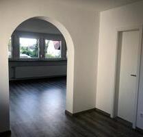 Wunderschöne 4-Zimmer Wohnung mit großem Balkon in TOP Lage - Erlangen Bruck