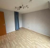 1 bis 2 Zimmer in sonniger 4-Zimmer-Whg in WG mit Kind - Berlin Steglitz-Zehlendorf
