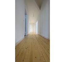 Große 3,5 Zimmer Wohnung mit Dusche, Badewanne und Balkon (111m²) - Duisburg Rheinhausen