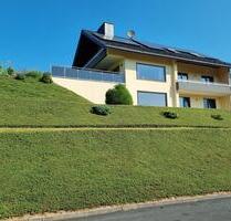 Sonnige, ruhige 2,5 Zimmer Terrassenwohnung mit EBK in Neuenstein