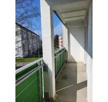 Hier wartet ihr neues zu Hause tolle 3 Zimmer Wohnung mit Balkon + 1 Monat Kaltmietfrei - Hainichen