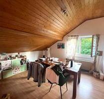 3 Zimmer Wohnung Dachgeschoss im Grünen inkl. Küche - Mömbris