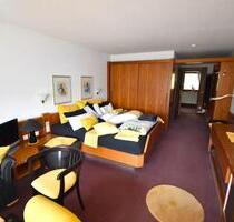 monatlich kündbar - Hotelzimmer mit Balkon - Bad Liebenzell