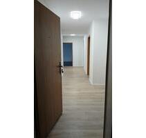 4 Zimmer Wohnung Balkon Aufzug in Nbg Röthenbach ab sofort - Nürnberg Gebersdorf