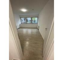 ### FRISCH RENOVIERTEKERNSANIERTE 1,5-Zimmer Wohnung ### - Duisburg Mittelmeiderich