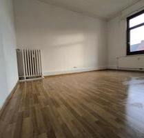 6 Zimmer Wohnung - Altbau mit Charme in Bestlage! Ab sofort verfübar - Bremerhaven Mitte