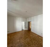 Schöne 2,5 Zimmer Wohnung zentral in Gladbeck mit EBK und Balkon