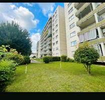 2 Zimmer Wohnung 55 qm Küche Balkon Stellplatz - Hattersheim am Main