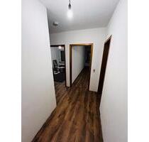 WG Zimmer frei! - 450,00&nbsp;EUR Kaltmiete, ca.&nbsp; 13,00&nbsp;m&sup2; in Stuttgart (PLZ: 70199) Stuttgart-Süd