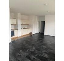 Sehr schöne 2-Zimmer mit EBK und geräumigem Wohnzimmer! - Gornsdorf