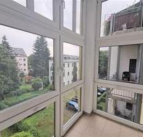 Großzügige 2-Zimmer mit Laminat, Bad mit Dusche und Wintergarten! - Chemnitz Altendorf