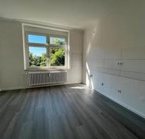 Frisch renovierte 2 Zimmer in Meiderich - Duisburg Mittelmeiderich