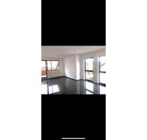 3 Zimmer Wohnung in Dreieich - 998,00 EUR Kaltmiete, in Dreieich (PLZ: 63303)