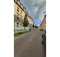 gemütliche 2-Zimmer Dachgeschosswohnung mit Blick ins Grüne - Zeitz