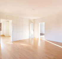 Helle 5 Zimmer Wohnung mit EBK, Balkon und Stellplatz in Zündorf - Köln Porz