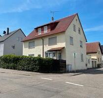 4 Zimmer Wohnung DG - 950,00 EUR Kaltmiete, ca.  70,00 m² in Heilbronn (PLZ: 74081) Horkheim