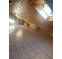 2 Zimmer Dachgeschoss Wohnung in Kürnbach - Östringen