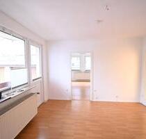 Vollständig renovierte 2-Zi.-Whg. mit Balkon, Linden Mitte ab Jan - Hannover Linden-Limmer