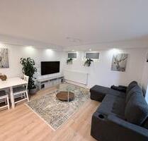 Möbliert - erstbezug nach Sanierung 2 zimmer wochnung - Stuttgart Vaihingen