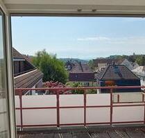 2-Zi DG-Wohnung mit Balkon und EBK in EsslingenWäldenbronn - Esslingen am Neckar Hegensberg