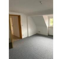 gemütliche 1 Zimmer Whg. - 290,00 EUR Kaltmiete, ca.  38,00 m² in Neunkirchen am Sand (PLZ: 91233)