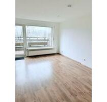 Frisch renovierte 3 - Zimmer Wohnung | Balkon & Gäste WC | WG- Geeignet - Wetter (Ruhr)