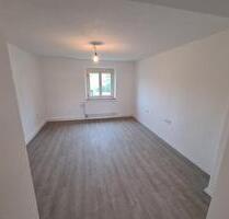 Helle 2 Zimmer Wohnung in Bahnhofsnähe - Nördlingen