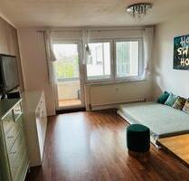 Teilmöblierte zwei Zimmer Wohnung in Tübingen Wanne