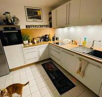 Schöne, großzügige 5-Zimmer Wohnung in Steinbach - Steinbach (Taunus)