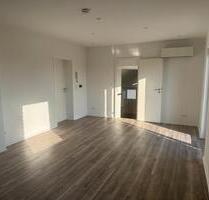 Schöne 3 Zimmer Maisonettewohnung mit großer Terasse - Übach-Palenberg