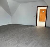 Dachgeschoss - Wohnung 3 Zimmer plus Küche und Bad - Hadamar