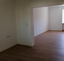 4-Zimmer Altbauwohnung im Erdgeschoss, ZW-Mitte - Zweibrücken