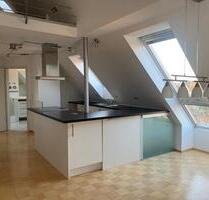 Schöne 2,5 Zimmer Dachgeschosswohnung Neckarsulm