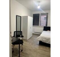 A 3-WG Female Apartment - 330,00 EUR Kaltmiete, ca.  12,00 m² in Hamm (PLZ: 59063) Berge