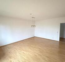 2 Zimmer | Dachgeschoss | Einbauküche | Saniert | Dusche - Wandlitz