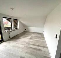 4 Zimmer Küche Bad Wohnung mit Balkon 100 m² - Dassel