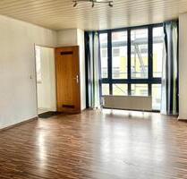 Innenstadtlage Peine: 1-Zimmer mit separater Küche & Stellplatz