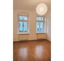Helle 2 Zimmer Wohnung - 390,00 EUR Kaltmiete, ca.  61,00 m² in Gera (PLZ: 07545)