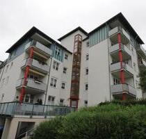 Schöne helle neu renovierte 1 Zimmer Wohnung in Reusa mit Balkon frei ab 01.09.2025 !! - Plauen Alt Chrieschwitz