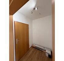 2 Zimmer Wohnung in Zell am Main
