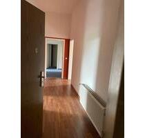 4 - Zimmer - Wohnung 105qm 460EUR - Aschersleben