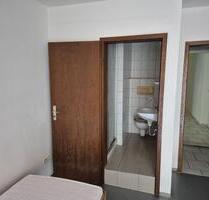 1 Zimmer mit Kochgelegenheit - 360,00 EUR Kaltmiete, ca.  12,00 m² in Schwarzenfeld (PLZ: 92521)