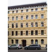 Zentrumsnahe sanierte 2- Zimmer Wohnung mit neuer Küche & Balkon - Magdeburg Leipziger Straße