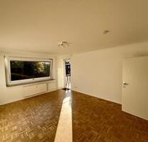 WG Zimmer in einer 3er WG - 625,00 EUR Kaltmiete, ca.  20,00 m² in Rellingen (PLZ: 25462)