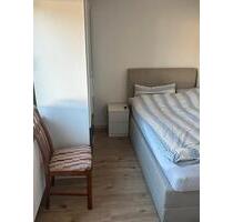 Frau WG Zimmer Garstedt - 600,00 EUR Kaltmiete, ca.  25,00 m² in Norderstedt (PLZ: 22850) Garstedt