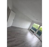 Schöne 3 Zimmer Dachgeschoss Wohnung in Lüdenscheid Wettringhof