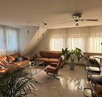 Esslingen Sirnau 2 Zimmer Wohnung, befristet auf 12 Monate - Esslingen am Neckar Oberesslingen