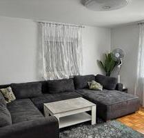 Ruhige Wohnung mit zwei Zimmer und Balkon in Heidelsheim - Bruchsal