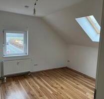 Helle 3,5 Zimmer Dachgeschoss Wohnung in Menden - Fröndenberg (Ruhr)