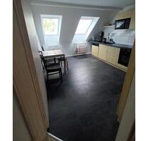 gemütliche 2-Zimmer DG-Wohnung - 405,00 EUR Kaltmiete, in Arnsdorf (PLZ: 01477)